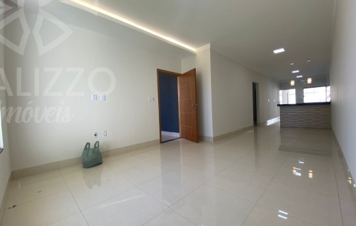 Casa 3 qtos, nova, 225 m²