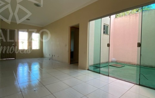 Casa 3 qtos, Avenida W 5